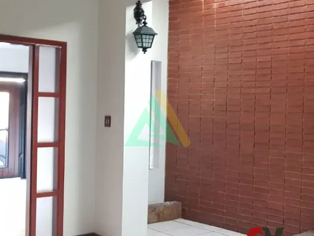 Casa com 217m² 3 quartos e 3 banheiros, à venda, no bairro Centro em Mogi Mirim