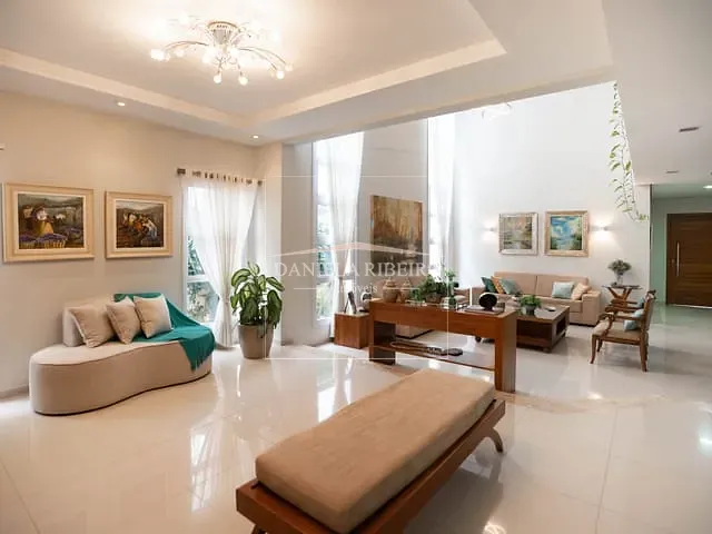 Casa com 555m² 4 quartos e 5 banheiros, à venda, no bairro Esperança em Londrina