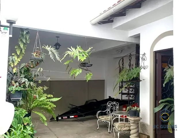 Casa com 300m² 4 quartos e 5 banheiros, à venda, no bairro Grajaú em Rio de Janeiro
