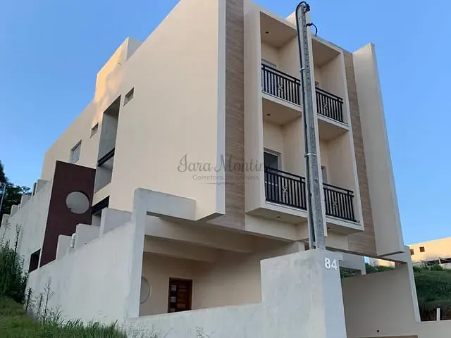 Casa com 125m² 3 quartos e 3 banheiros, à venda ou para alugar, no bairro Terra Nobre em Cotia