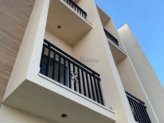 Casa com 125m² 3 quartos e 3 banheiros, à venda ou para alugar, no bairro Terra Nobre em Cotia