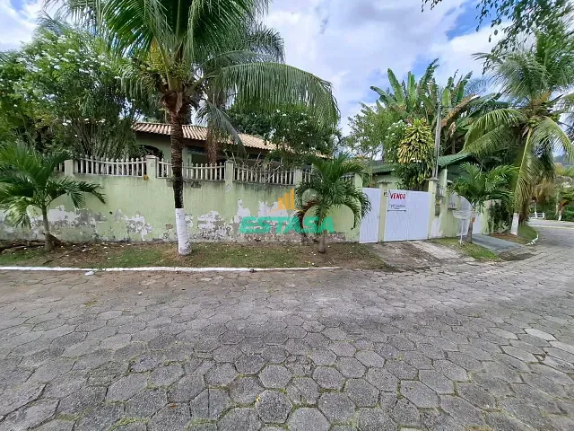 Casa 3 quartos e 2 banheiros, à venda, no bairro Maricá em Maricá