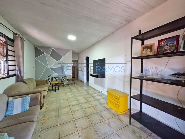 Casa com 360m² 3 quartos e 2 banheiros, à venda, no bairro Sítios Santa Luzia em Aparecida de Goiânia