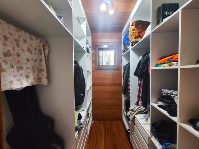 Casa com 105m² 3 quartos e 1 banheiro, à venda, no bairro Aimore em Vila Flores