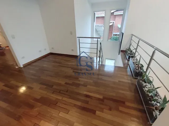 Casa com 800m² 3 quartos e 2 banheiros, à venda, no bairro Lagoa Grande em Embu-Guaçu