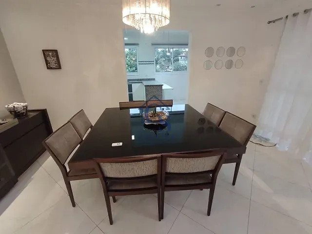 Casa com 800m² 3 quartos e 2 banheiros, à venda, no bairro Lagoa Grande em Embu-Guaçu