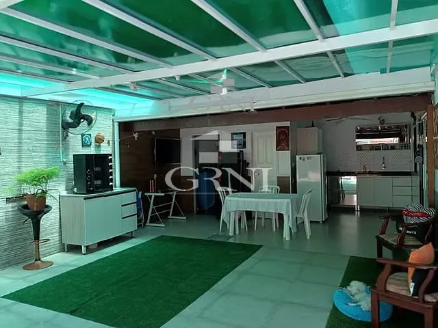 Casa com 140m² 2 quartos e 3 banheiros, à venda, no bairro Tarituba em Paraty