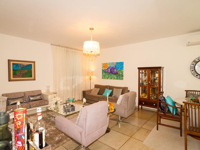Casa com 413m² 5 quartos e 6 banheiros, à venda, no bairro Mata da Praia em Vitória