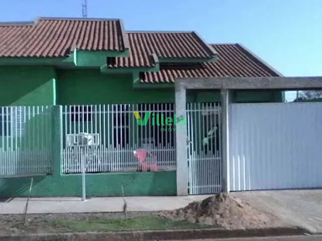 Casa 3 quartos e 1 banheiro, à venda, no bairro Uvaranas em Ponta Grossa