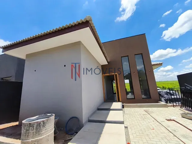 Casa com 384m² 3 quartos e 2 banheiros, à venda, no bairro Parque Fernão Dias em Atibaia