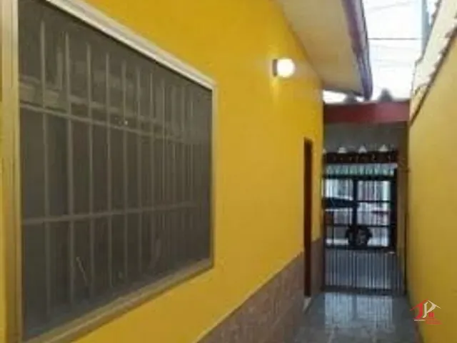 Casa 2 quartos e 2 banheiros, à venda, no bairro Cidade da Criança em Praia Grande