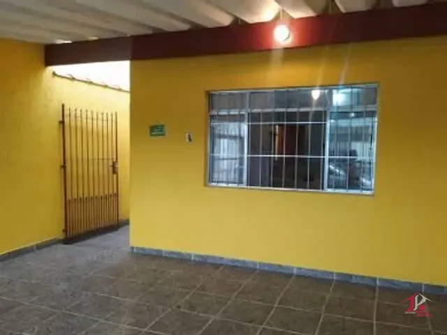 Casa 2 quartos e 2 banheiros, à venda, no bairro Cidade da Criança em Praia Grande