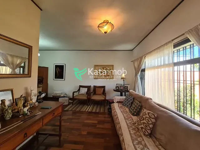 Casa 3 quartos e 3 banheiros, à venda, no bairro Bosque da Saúde em São Paulo