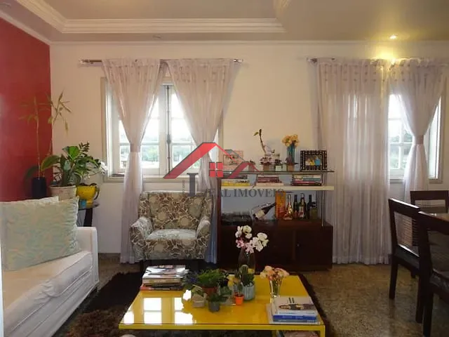 Casa com 160m² 4 quartos e 4 banheiros, à venda, no bairro Jardim Valdibia em São Bernardo do Campo