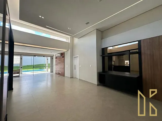 Casa com 620m² 4 quartos e 6 banheiros, à venda, no bairro Vivendas do Arvoredo em Londrina