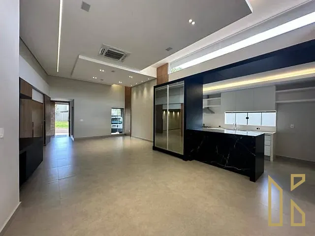 Casa com 620m² 4 quartos e 6 banheiros, à venda, no bairro Vivendas do Arvoredo em Londrina