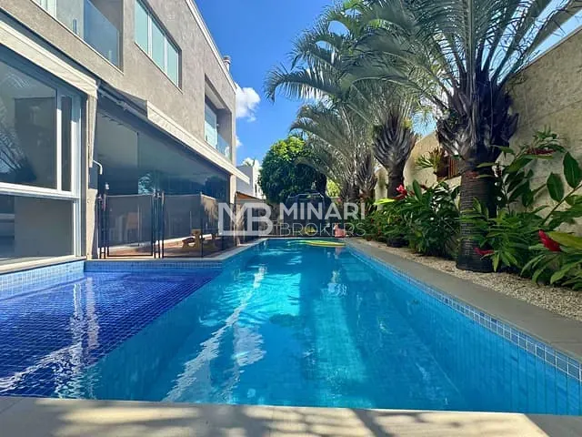 Casa com 560m² 5 quartos e 7 banheiros, à venda, no bairro Alphaville Residencial Um em Barueri