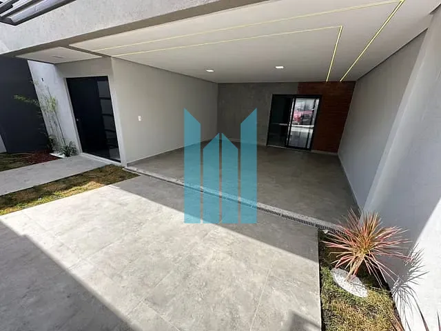 Casa com 200m² 3 quartos e 3 banheiros, à venda, no bairro Maria Imaculada em Poços de Caldas