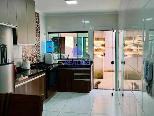 Casa com 200m² 3 quartos e 1 banheiro, à venda, no bairro Chácara Recreio Vista Alegre em Botucatu