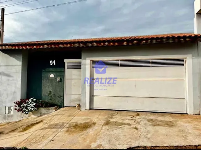Casa com 200m² 3 quartos e 1 banheiro, à venda, no bairro Chácara Recreio Vista Alegre em Botucatu