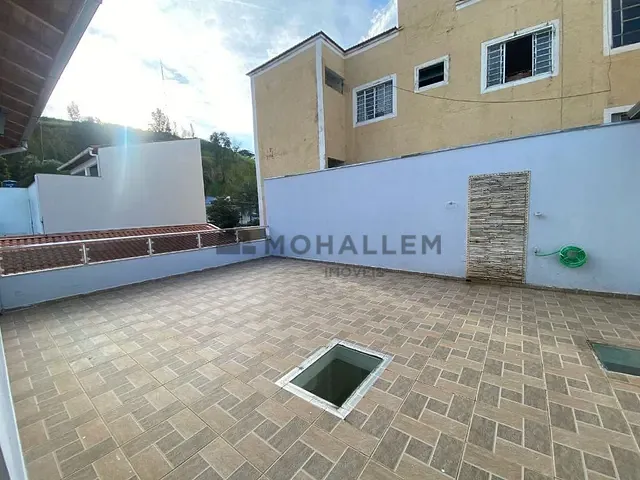 Casa com 300m² 6 quartos e 1 banheiro, à venda, no bairro Centro em Itajubá