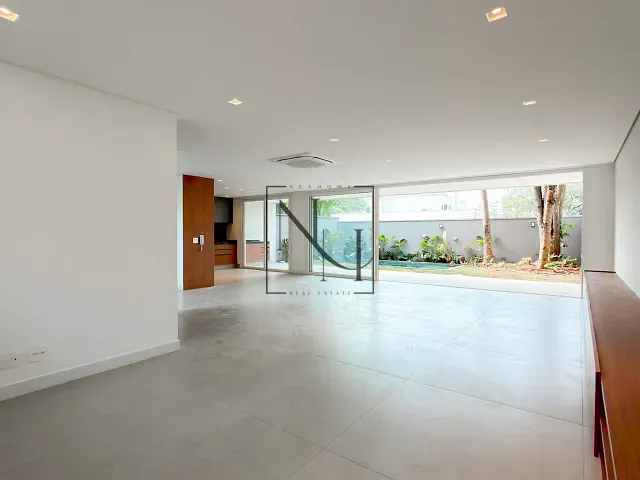 Casa com 403m² 4 quartos e 6 banheiros, à venda, no bairro Campo Belo em São Paulo