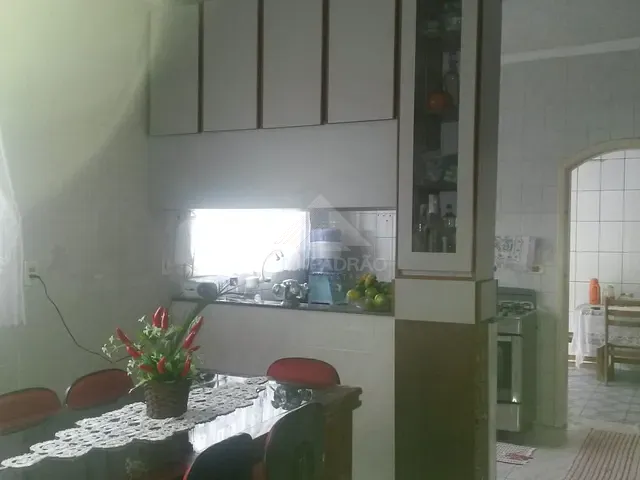 Casa 2 quartos e 2 banheiros, à venda, no bairro Parque das Américas em Mauá