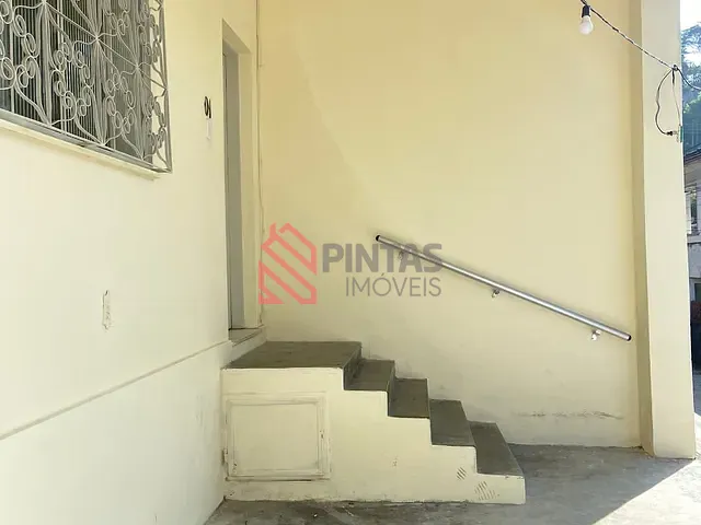 Casa 2 quartos e 1 banheiro, para alugar, no bairro Fonseca em Niterói