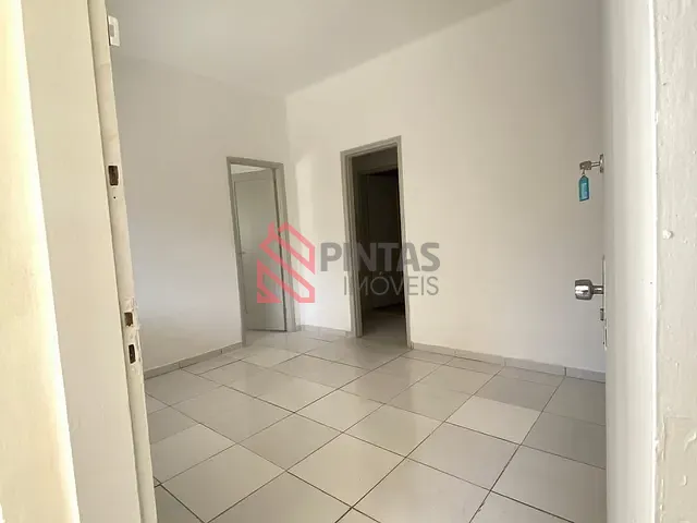 Casa 2 quartos e 1 banheiro, para alugar, no bairro Fonseca em Niterói