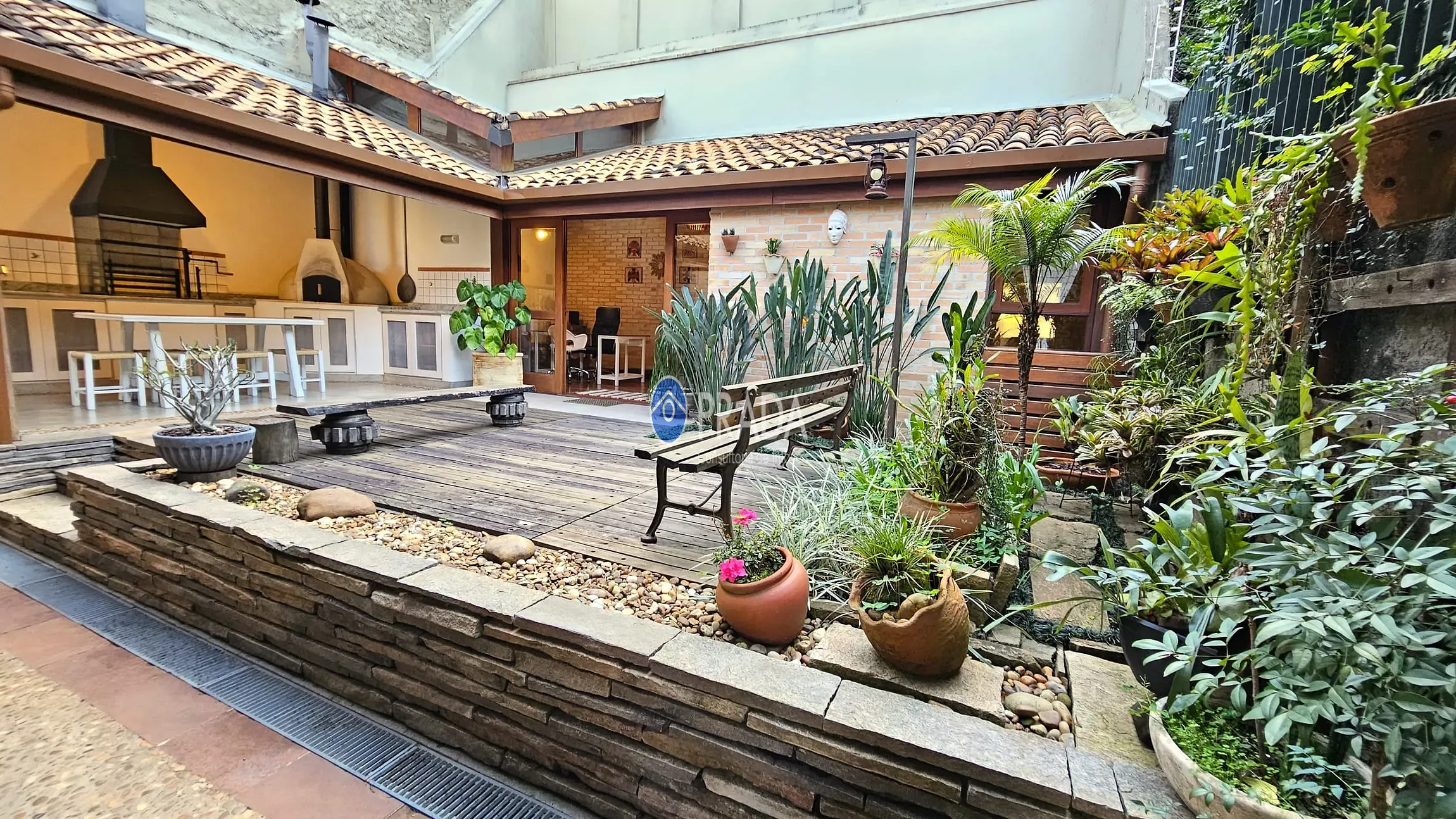Casa, 3 quartos, 247 m² - Foto 50