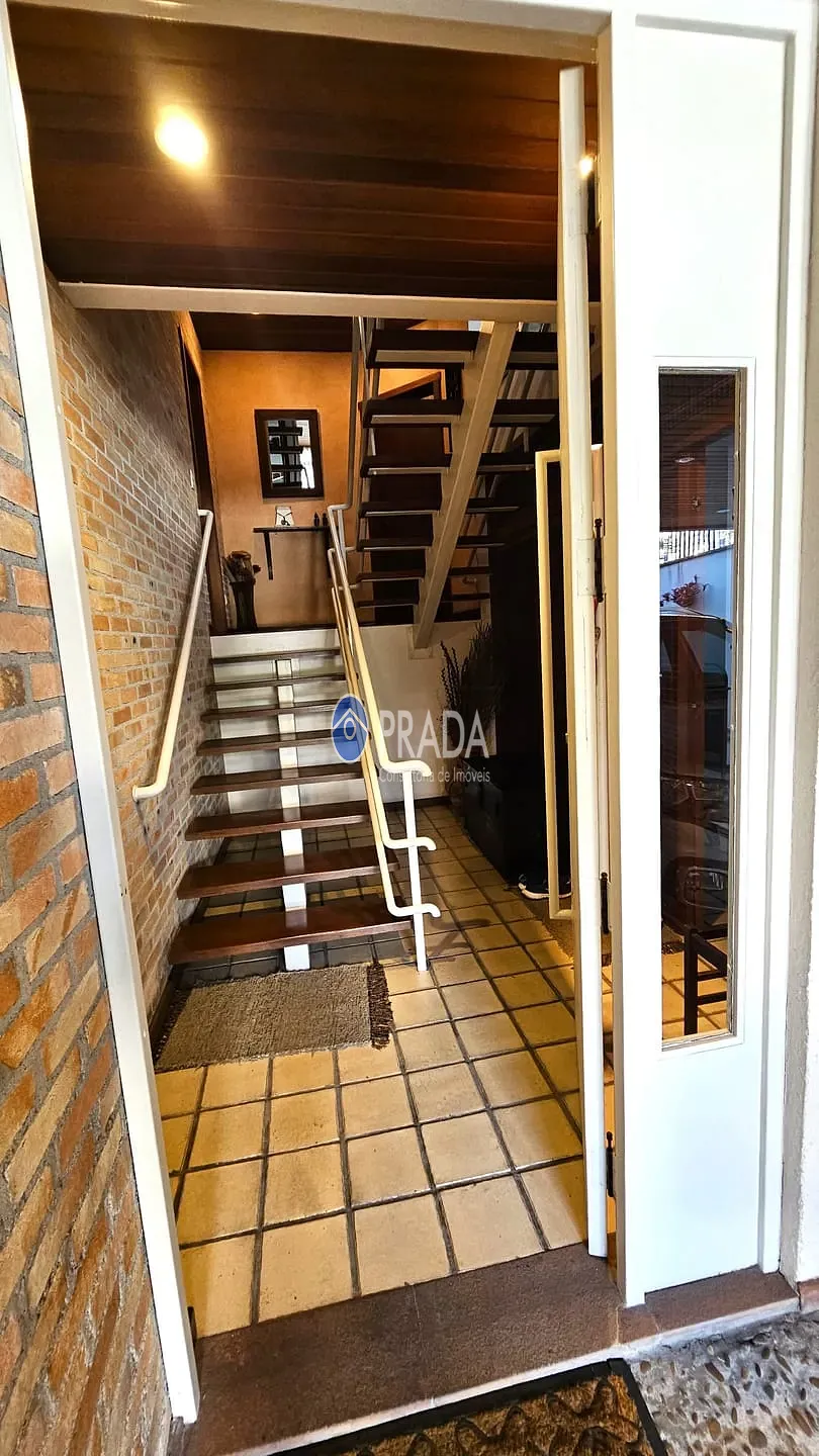 Casa, 3 quartos, 247 m² - Foto 2