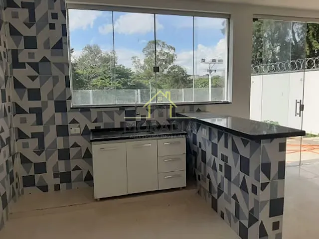 Casa com 272m² 5 quartos e 2 banheiros, à venda, no bairro Jardim Ouro Verde III em Guaxupé