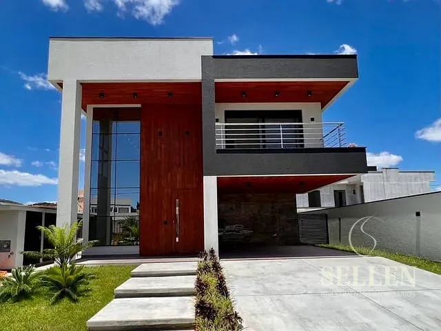 Casa 4 quartos e 4 banheiros, à venda, no bairro Santa Regina em Camboriú