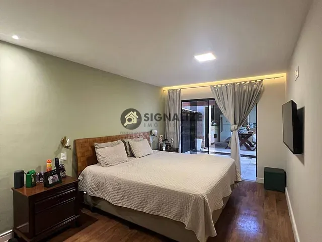 Casa com 360m² 12 quartos e 13 banheiros, à venda, no bairro Jardim Excelsior em Cabo Frio