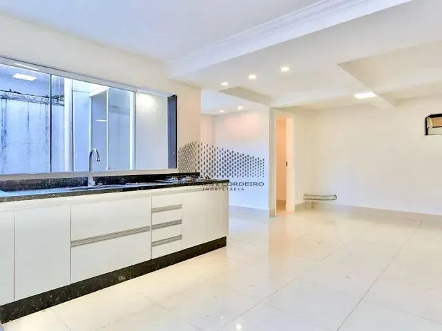 Casa à venda, no bairro Santa Quitéria em Curitiba
