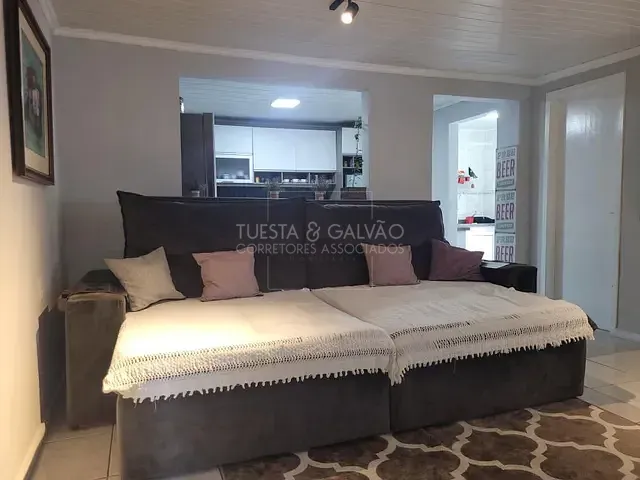Casa com 120m² 3 quartos e 2 banheiros, à venda, no bairro Xaxim em Curitiba