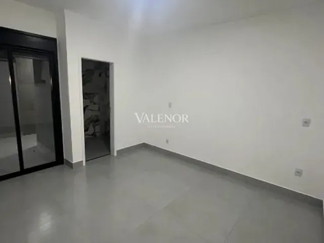 Casa com 150m² 3 quartos e 2 banheiros, à venda, no bairro Jardim Marambaia em Jundiaí