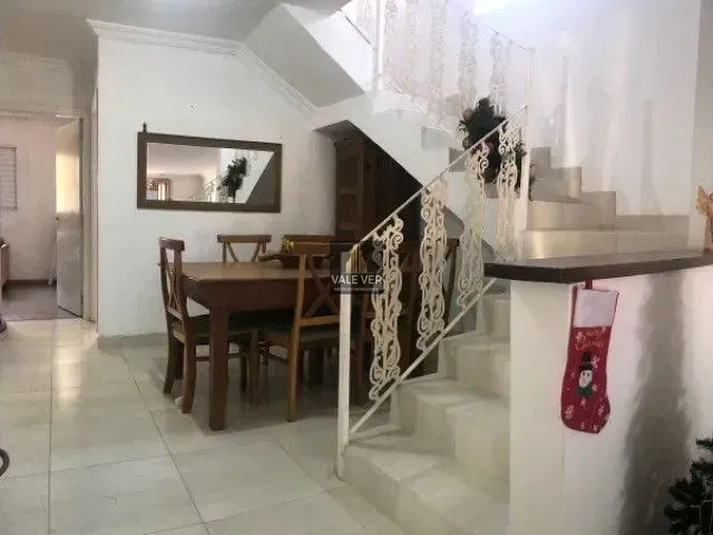 Casa com 140m² 4 quartos e 2 banheiros, à venda, no bairro Cidade Vista Verde em São José dos Campos