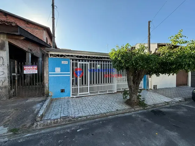 Casa 3 quartos e 2 banheiros, à venda, no bairro Jardim Montreal em Sorocaba