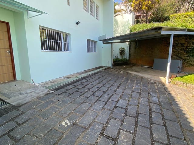 Casa 2 quartos e 2 banheiros, para alugar, no bairro Agenor em Extrema