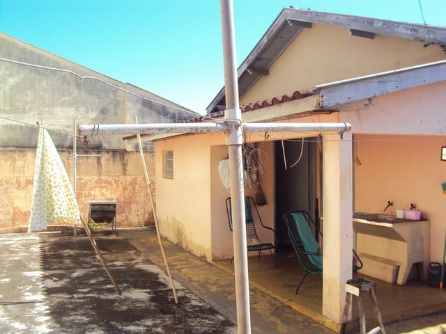 Casa com 345m² 2 quartos e 1 banheiro, à venda, no bairro Centro em Ibiporã