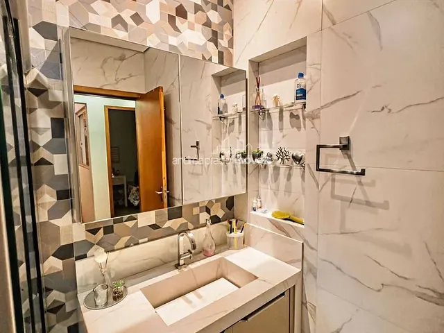 Casa com 110m² 3 quartos e 1 banheiro, à venda, no bairro Jardim Senedese em Bela Vista do Paraíso