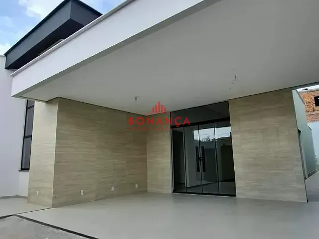 Casa com 250m² 3 quartos e 4 banheiros, à venda, no bairro Calhau em São Luís