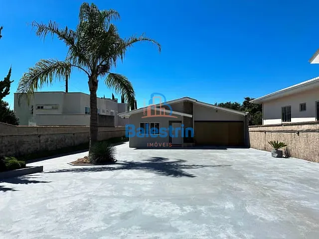 Casa 3 quartos e 2 banheiros, à venda, no bairro Bela Vista em Fraiburgo