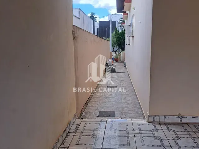Casa 3 quartos e 2 banheiros, à venda, no bairro Cajuru do Sul em Sorocaba
