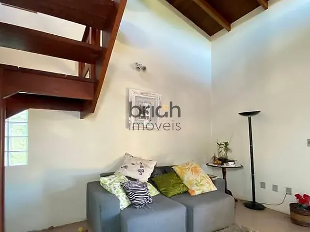 Casa com 300m² 3 quartos e 1 banheiro, à venda, no bairro Hamburgo Velho em Novo Hamburgo
