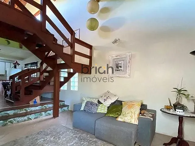 Casa com 300m² 3 quartos e 1 banheiro, à venda, no bairro Hamburgo Velho em Novo Hamburgo