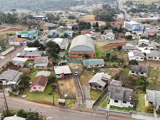 Casa com 890m² 2 quartos e 1 banheiro, à venda, no bairro FREI VITO em Chopinzinho