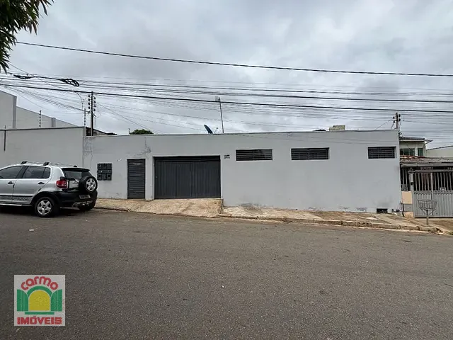 Casa com 600m² 2 quartos e 1 banheiro, à venda, no bairro Vila Góis em Anápolis