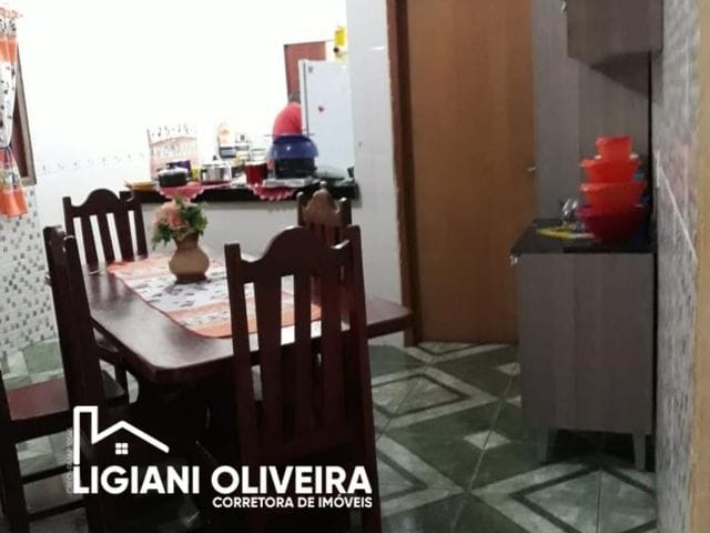 Casa com 576m² 3 quartos e 2 banheiros, à venda, no bairro Santa Cruz em Novo Progresso
